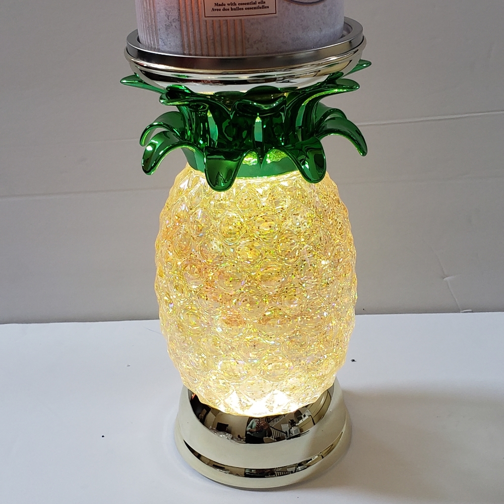 Pineapple 🍍 light From Bath and Body Works Brand New I have More Than 5 - Picture 2 of 2